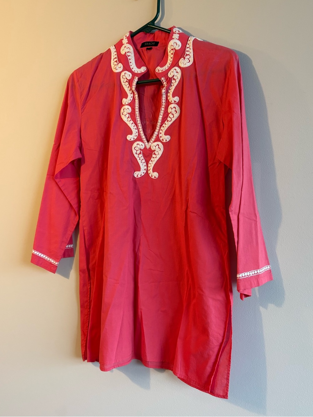 Saachi lightweight embroidered tunic